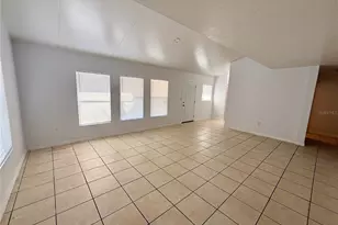 1427 45th Ave Cir W, Bradenton, FL 34207 - Photo 7