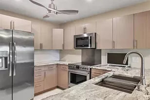 7608 Fairway Woods Dr, Sarasota, FL 34238 - Photo 15