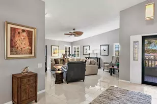 7608 Fairway Woods Dr, Sarasota, FL 34238 - Photo 5