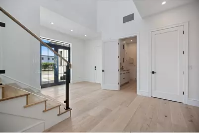 2045 Goldenrod Street, Sarasota, FL 34239 - Photo 39