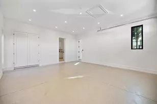 2045 Goldenrod St, Sarasota, FL 34239 - Photo 43