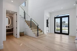 2045 Goldenrod St, Sarasota, FL 34239 - Photo 23