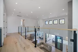 2045 Goldenrod St, Sarasota, FL 34239 - Photo 25