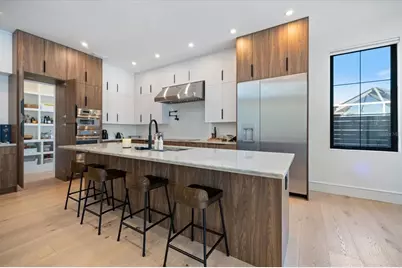 2045 Goldenrod Street, Sarasota, FL 34239 - Photo 7