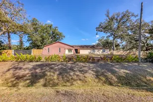 3917 Desoto Rd, Sarasota, FL 34235 - Photo 1