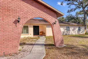 3917 Desoto Rd, Sarasota, FL 34235 - Photo 7