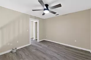 4072 King Richard Dr, Sarasota, FL 34232 - Photo 17