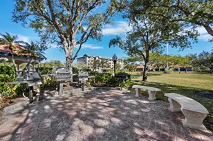 5430 Eagles Point Cir, Sarasota, FL 34231 - Photo 31