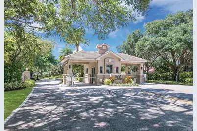 5430 Eagles Point Circle #105, Sarasota, FL 34231 - Photo 37