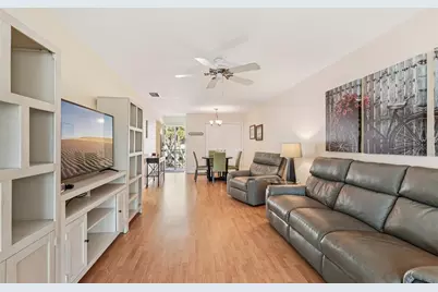 3900 Roxane Boulevard #8B, Sarasota, FL 34235 - Photo 9