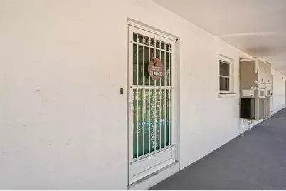 3900 Roxane Boulevard #8B, Sarasota, FL 34235 - Photo 5