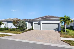 26512 Key Sands St, Englewood, FL 34223 - Photo 3