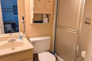 2029 Sunset Dr, Bradenton, FL 34207 - Photo 15