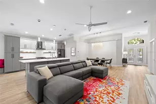 8322 Whispering Woods Ct, Bradenton, FL 34202 - Photo 5