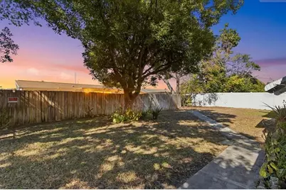 10921 Manchester Road, Port Richey, FL 34668 - Photo 29