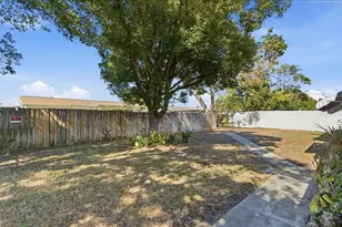 10921 Manchester Rd, Port Richey, FL 34668 - Photo 25