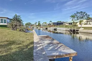 5011 Mangrove Point Rd, Bradenton, FL 34210 - Photo 45