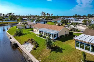 5011 Mangrove Point Rd, Bradenton, FL 34210 - Photo 17