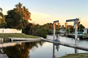 5011 Mangrove Point Rd, Bradenton, FL 34210 - Photo 49