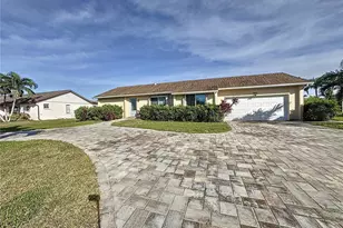 5011 Mangrove Point Rd, Bradenton, FL 34210 - Photo 39