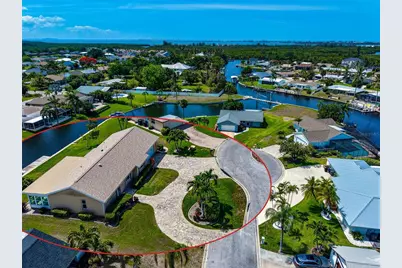 5011 Mangrove Point Road, Bradenton, FL 34210 - Photo 1