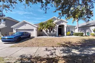 2523 Yukon Cliff Dr, Ruskin, FL 33570 - Photo 1