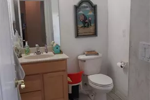 2523 Yukon Cliff Dr, Ruskin, FL 33570 - Photo 5