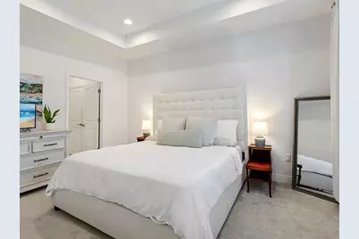 3529 Secluded Court, Sarasota, FL 34240 - Photo 5