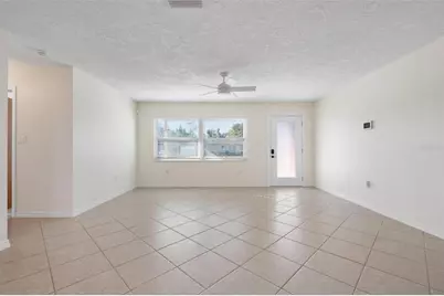 2806 Oxford Drive W, Bradenton, FL 34205 - Photo 9