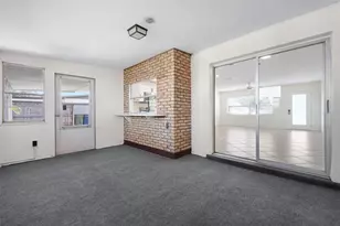 2806 Oxford Dr W, Bradenton, FL 34205 - Photo 27