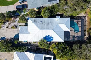 421 Island Cir, Sarasota, FL 34242 - Photo 55