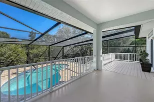 421 Island Cir, Sarasota, FL 34242 - Photo 33