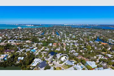 421 Island Circle, Sarasota, FL 34242 - Photo 57