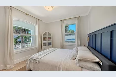 421 Island Circle, Sarasota, FL 34242 - Photo 25