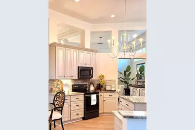 405 Wellington Court, Venice, FL 34292 - Photo 5