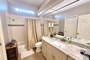 405 Wellington Ct, Venice, FL 34292 - Photo 23