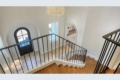 70 Lighthouse Point Drive, Longboat Key, FL 34228 - Photo 17