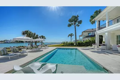 70 Lighthouse Point Drive, Longboat Key, FL 34228 - Photo 75