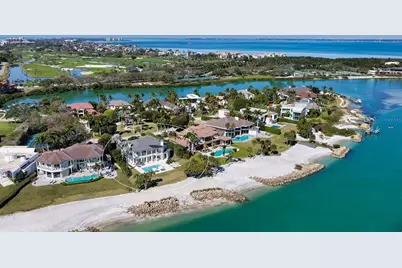 70 Lighthouse Point Drive, Longboat Key, FL 34228 - Photo 3