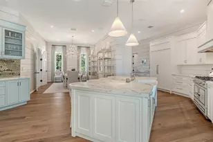 70 Lighthouse Point Dr, Longboat Key, FL 34228 - Photo 31