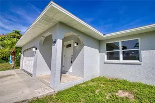 66 Oakland Hills Ct, Rotonda West, FL 33947 - Photo 5