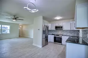 66 Oakland Hills Ct, Rotonda West, FL 33947 - Photo 13