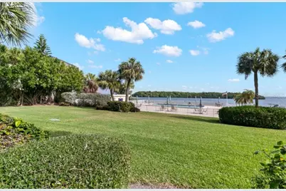 605 Sutton Place #102, Longboat Key, FL 34228 - Photo 19