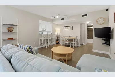 304 108th Street W #110, Bradenton, FL 34209 - Photo 11