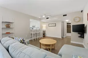 304 108th St W, Bradenton, FL 34209 - Photo 11