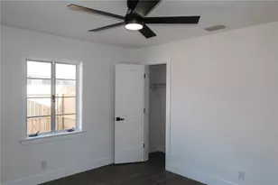 1406 28th St W, Bradenton, FL 34205 - Photo 17