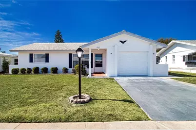 802 Buttonwood Drive, Bradenton, FL 34208 - Photo 1