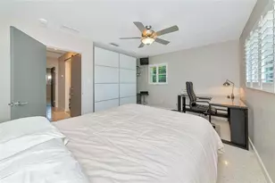 2639 Bougainvillea St, Sarasota, FL 34239 - Photo 25