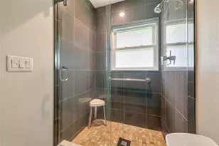 2639 Bougainvillea St, Sarasota, FL 34239 - Photo 35