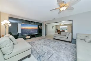 2639 Bougainvillea St, Sarasota, FL 34239 - Photo 7